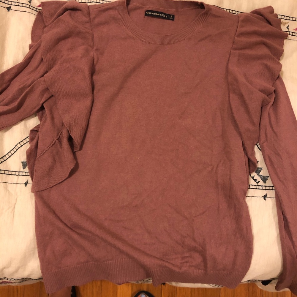 Abercrombie & Fitch pink sweater
